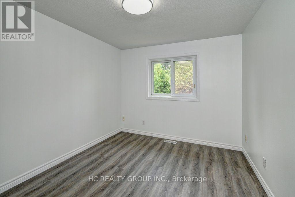 271 Resurrection Drive, Kitchener, ON - Indoor Photo Showing Other Room