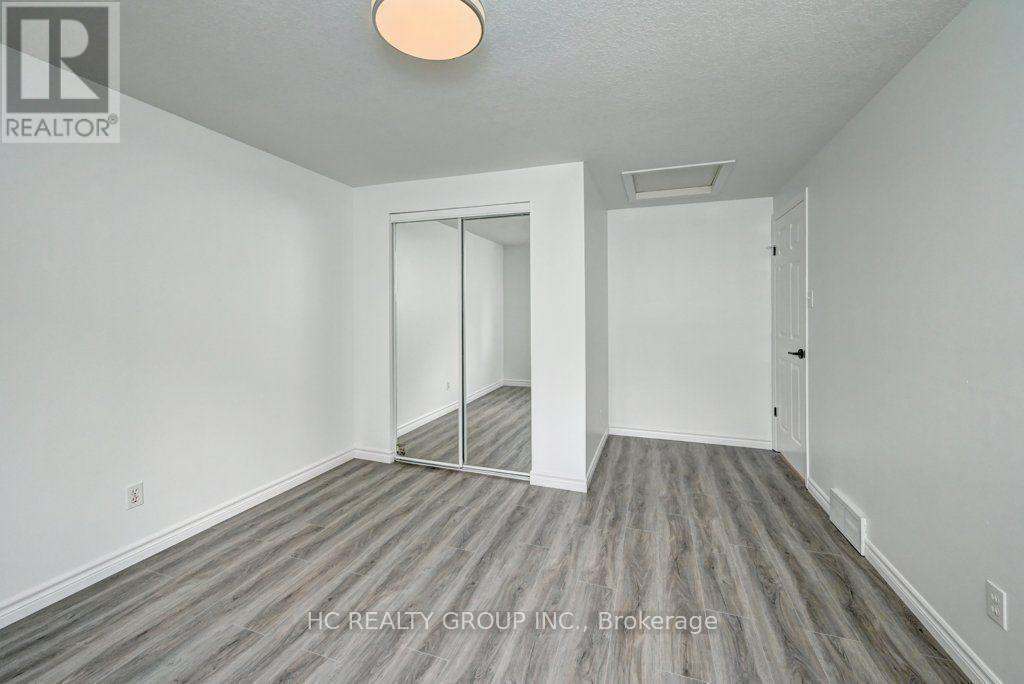 271 Resurrection Drive, Kitchener, ON - Indoor Photo Showing Other Room