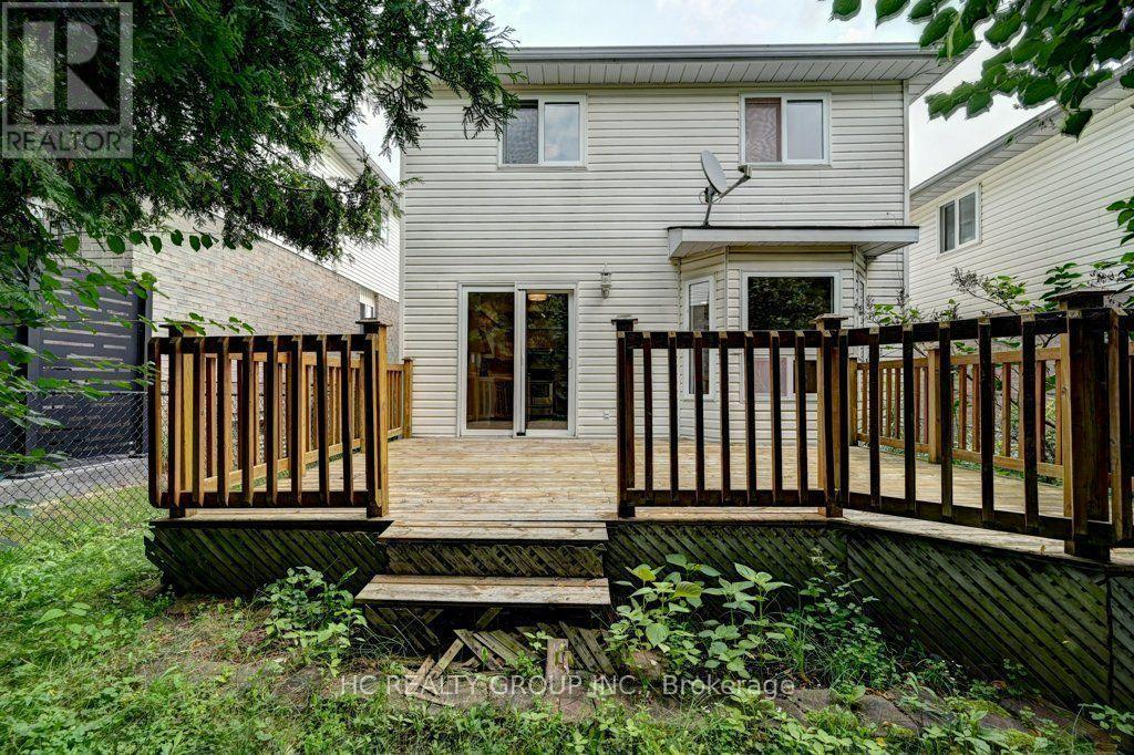 271 Resurrection Drive, Kitchener, ON - Outdoor With Exterior