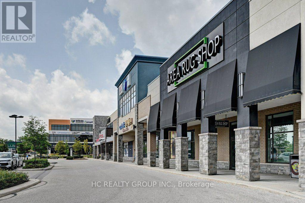271 Resurrection Drive, Kitchener, ON - Outdoor