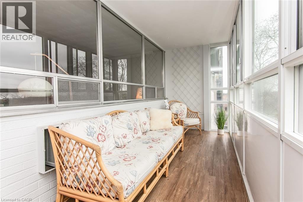 24 Midland Drive Unit# 402, Kitchener, ON - Indoor Photo Showing Other Room