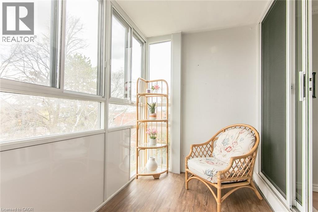 24 Midland Drive Unit# 402, Kitchener, ON - Indoor Photo Showing Other Room