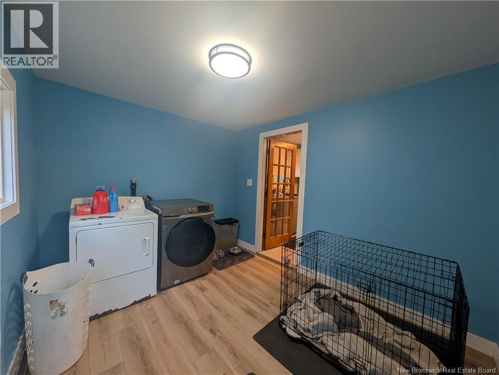 382 Eldersley Avenue, Saint John, NB - Indoor Photo Showing Laundry Room