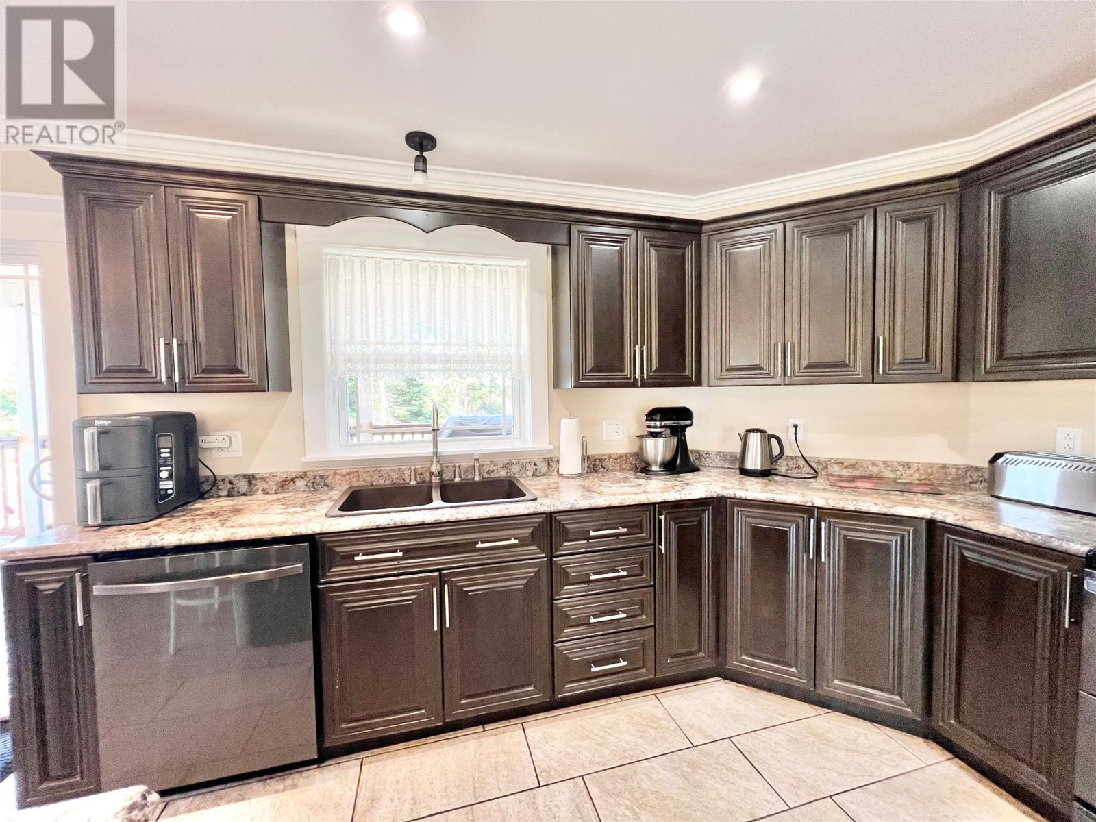 4 Birch Street, Badger, NL - Indoor Photo Showing Kitchen With Double Sink