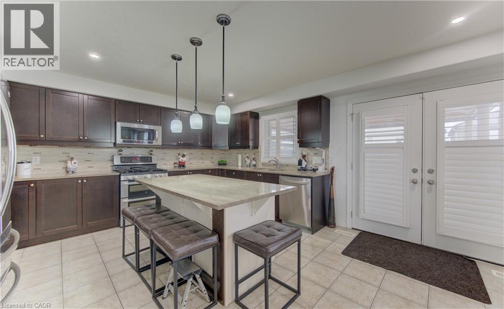 167 Westcliff Way, Cambridge, ON - Indoor Photo Showing Kitchen