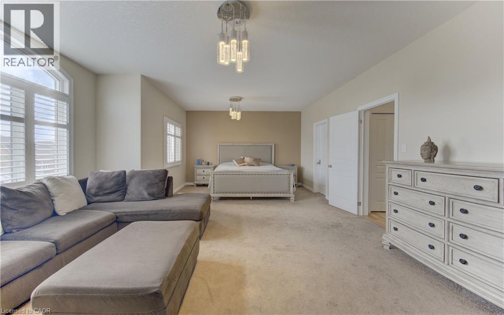 167 Westcliff Way, Cambridge, ON - Indoor Photo Showing Living Room