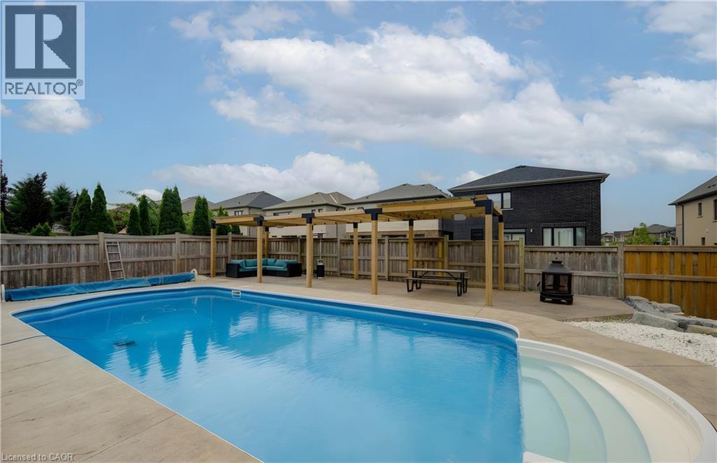 167 Westcliff Way, Cambridge, ON - Outdoor With In Ground Pool