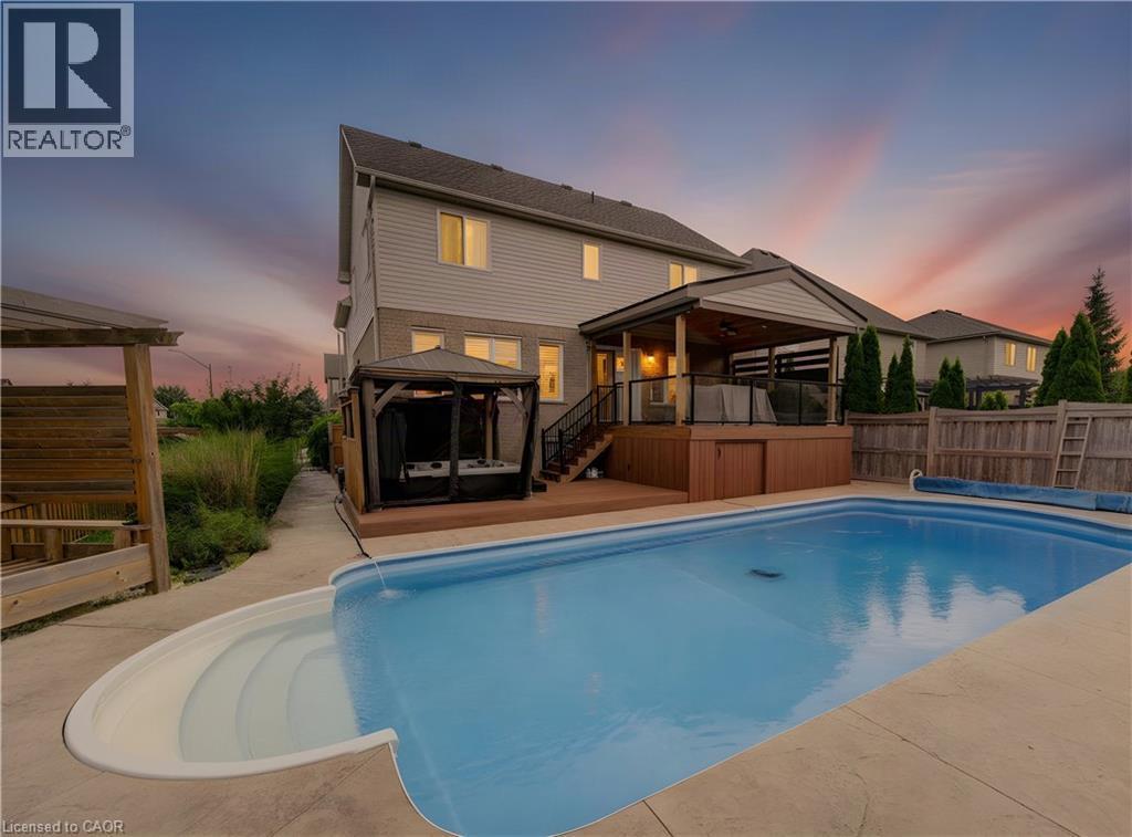 167 Westcliff Way, Cambridge, ON - Outdoor With In Ground Pool With Deck Patio Veranda