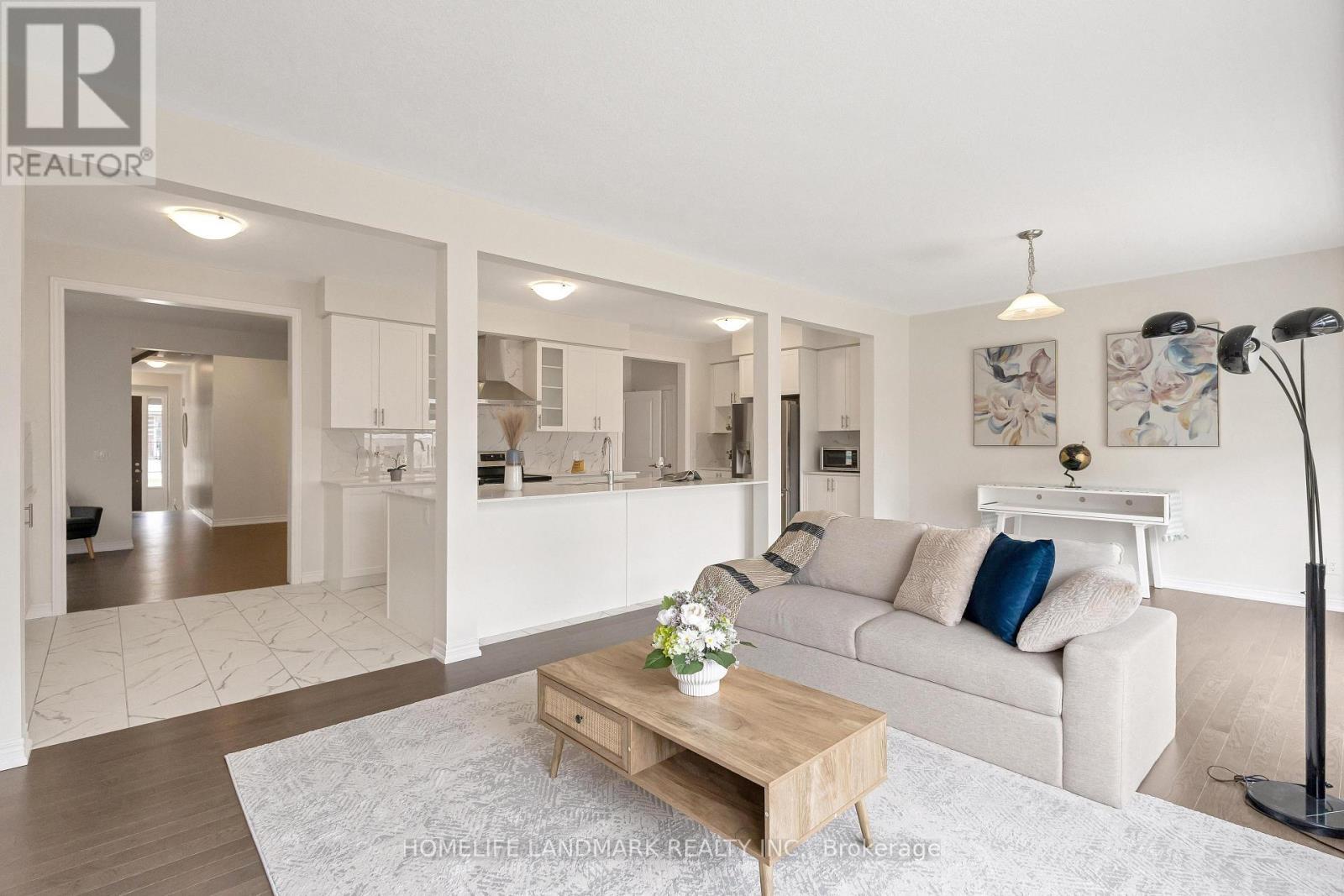 285 Broadacre Drive, Kitchener, ON - Indoor Photo Showing Living Room