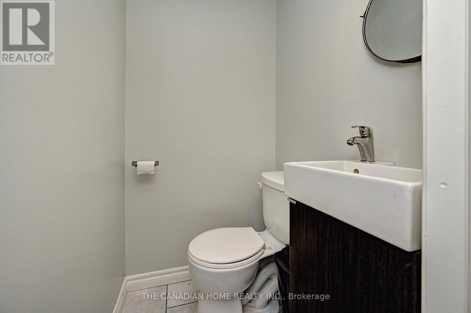 489 Strasburg Road, Kitchener, ON - Indoor Photo Showing Bathroom
