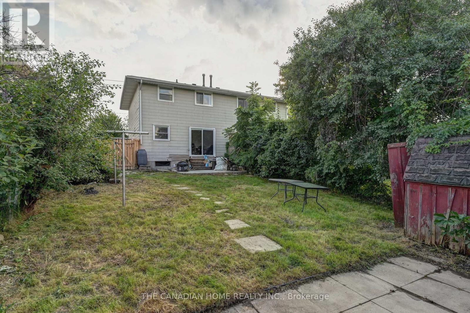 489 Strasburg Road, Kitchener, ON - Outdoor