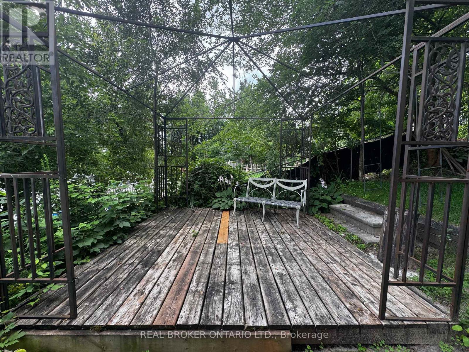 Exclusive use for lower level tenant - A - 34 Engel Crescent, Barrie, ON - Outdoor With Deck Patio Veranda