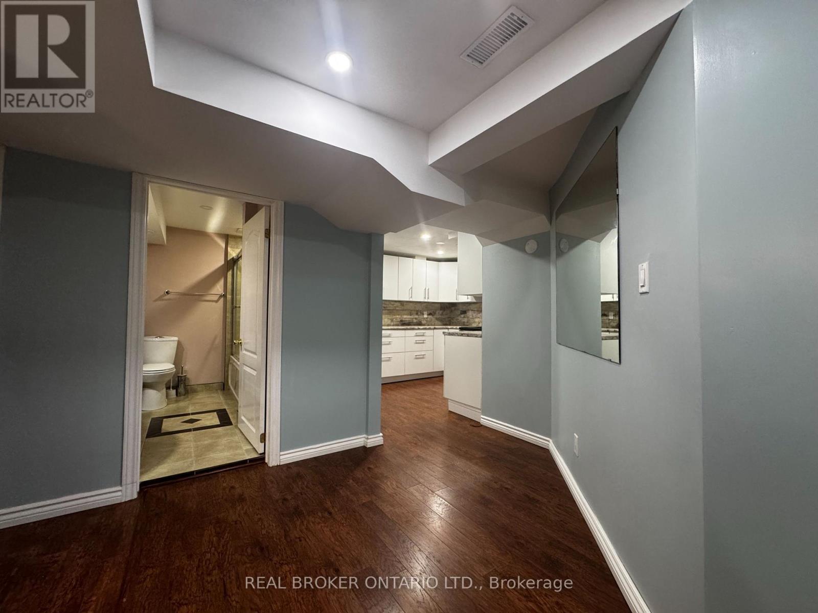 A - 34 Engel Crescent, Barrie, ON - Indoor