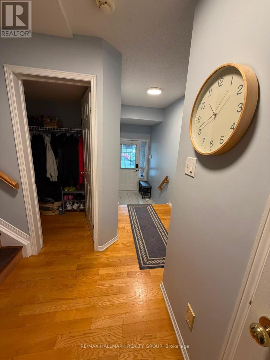 418 Somerset Street W, Ottawa, ON - Indoor Photo Showing Other Room