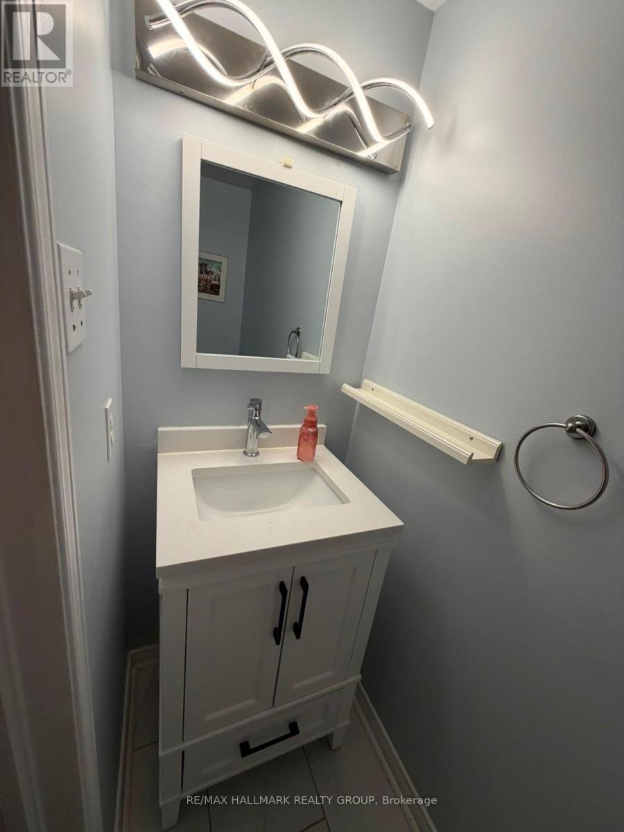 418 Somerset Street W, Ottawa, ON