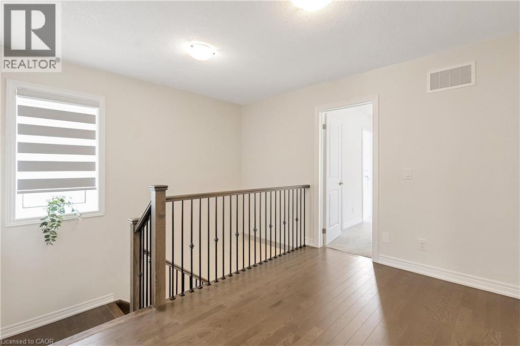 285 Broadacre Drive, Kitchener, ON - Indoor Photo Showing Other Room