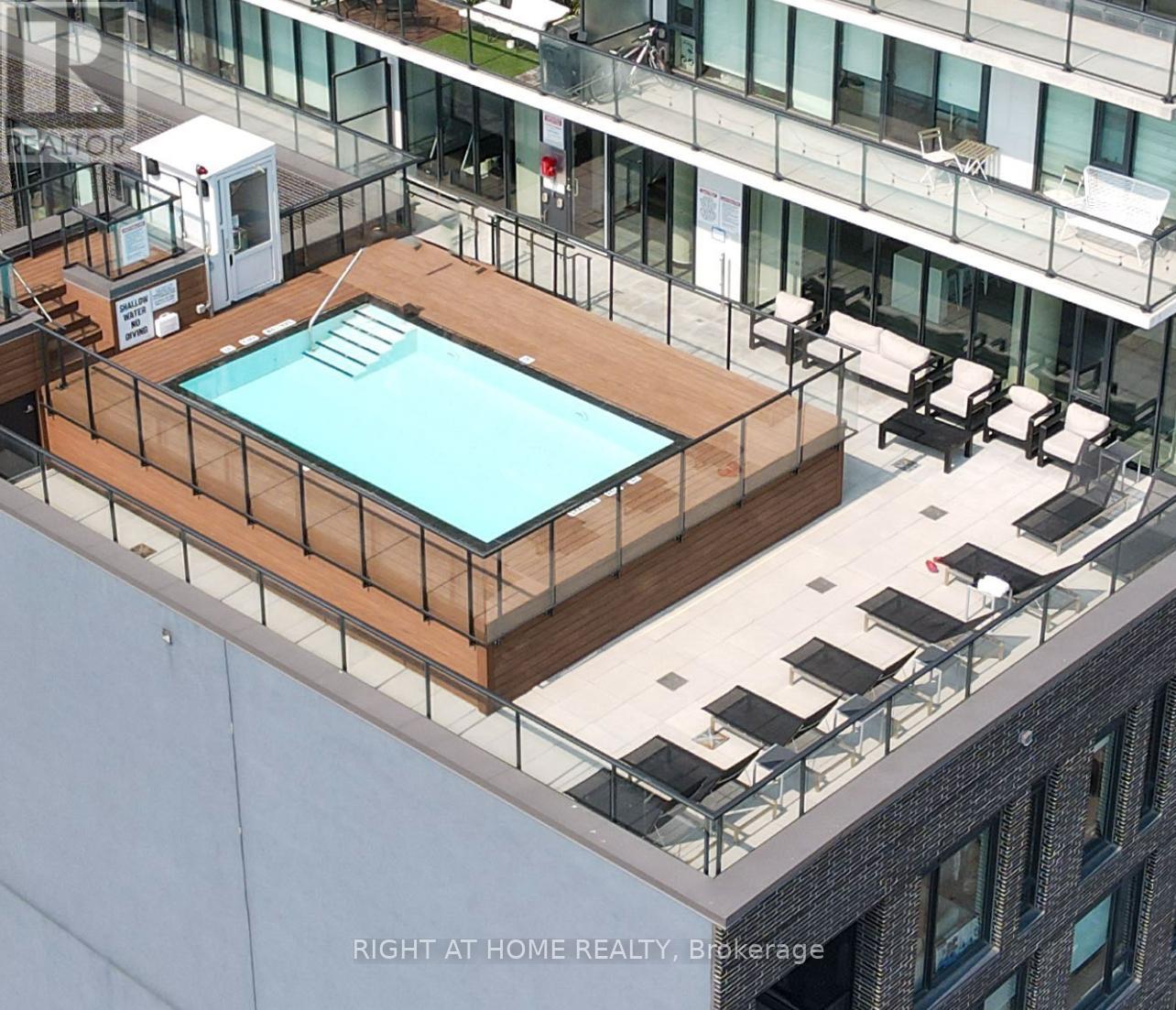 705 - 203 Catherine Street, Ottawa, ON - Outdoor With Exterior