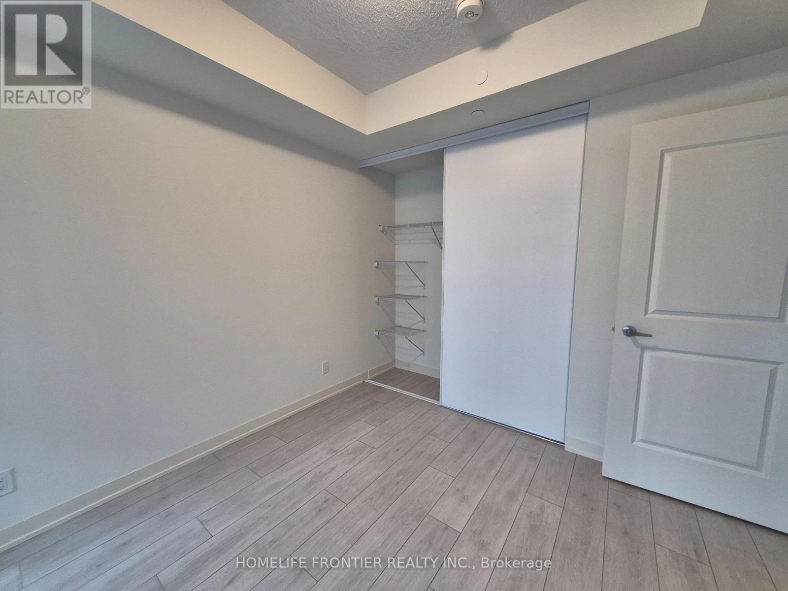 1915 - 4955 Yonge Street, Toronto, ON - Indoor Photo Showing Other Room