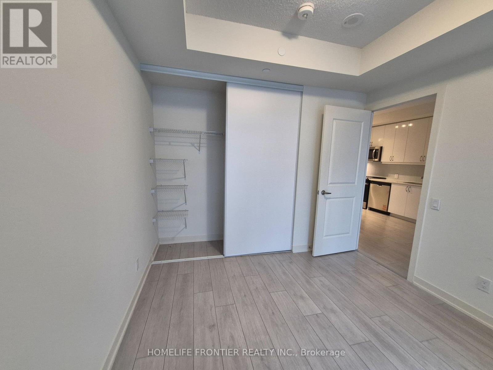 1915 - 4955 Yonge Street, Toronto, ON - Indoor Photo Showing Other Room