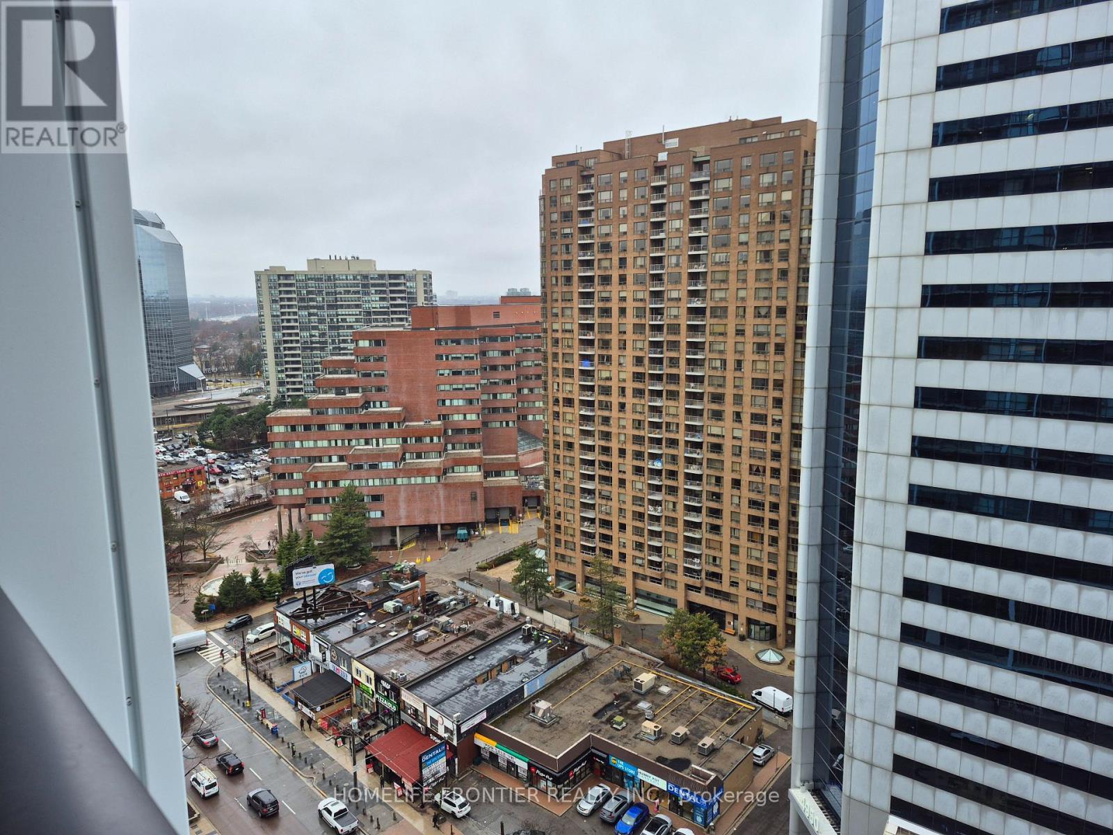 1915 - 4955 Yonge Street, Toronto, ON - Outdoor