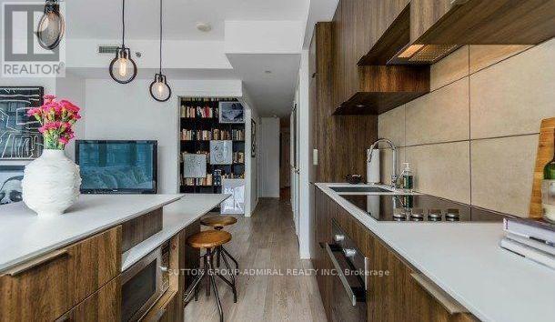 Kitchen/ Dining Rm - 1605 - 5 St Joseph Street, Toronto, ON - Indoor Photo Showing Kitchen With Upgraded Kitchen