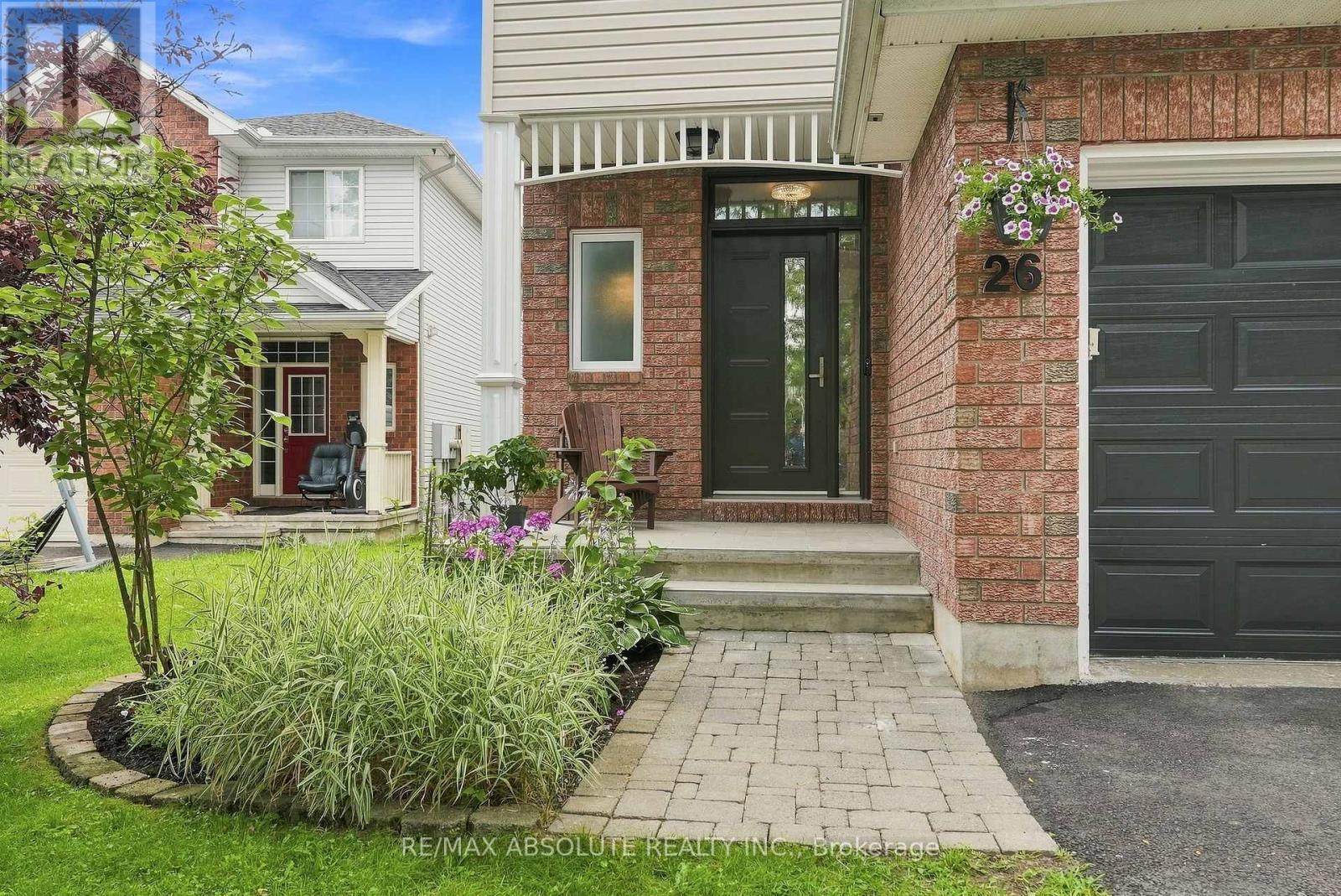26 Milner Downs Crescent, Ottawa, ON - Outdoor