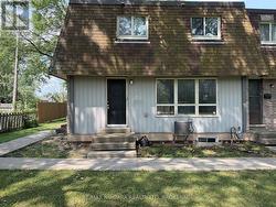 1 - 21 WOODLAWN ROAD Welland (N. Welland), ON L3C 5Y7