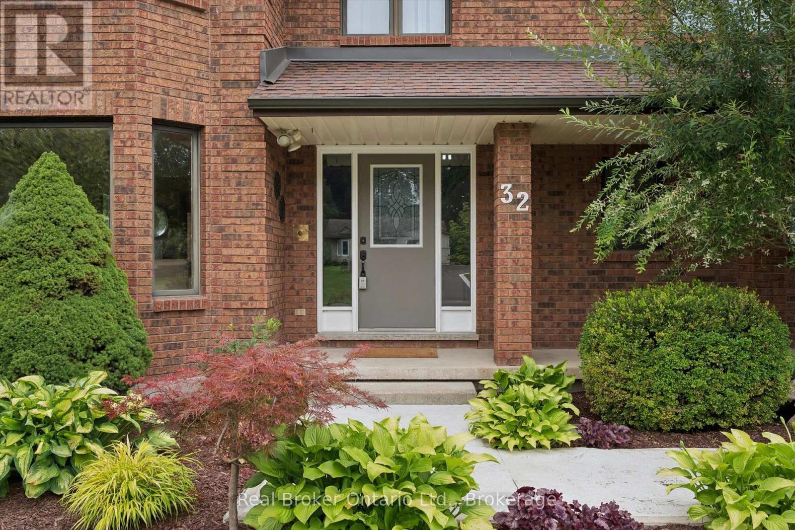 32 Sunset Drive, Woolwich, ON - Outdoor