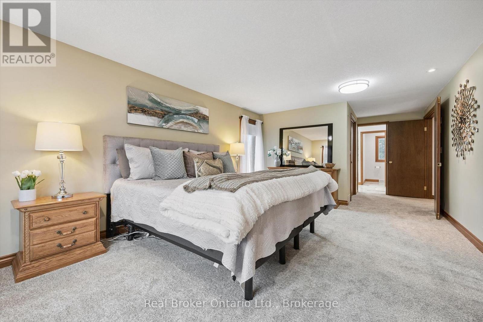 32 Sunset Drive, Woolwich, ON - Indoor Photo Showing Bedroom