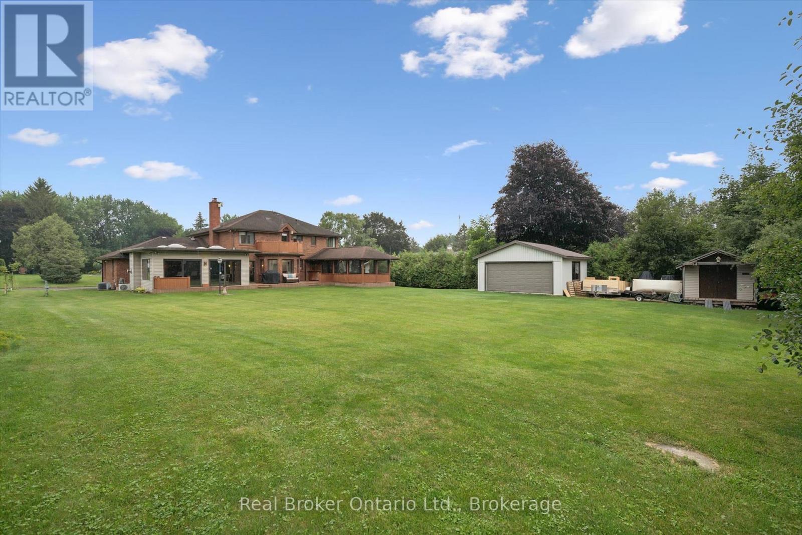 32 Sunset Drive, Woolwich, ON - Outdoor