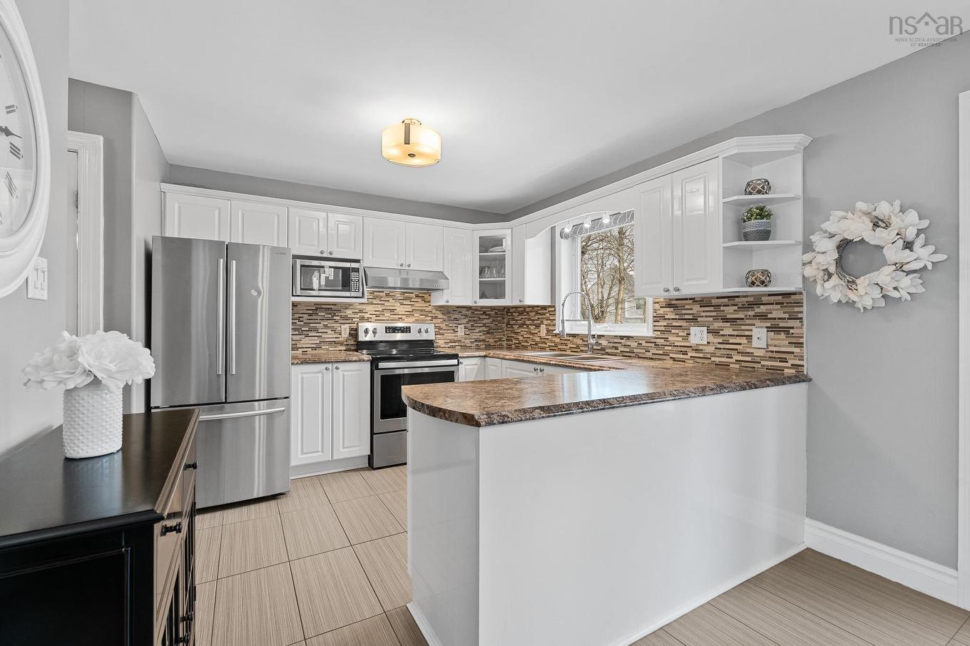 25 Aster Court, Halifax, NS - Indoor Photo Showing Kitchen With Upgraded Kitchen