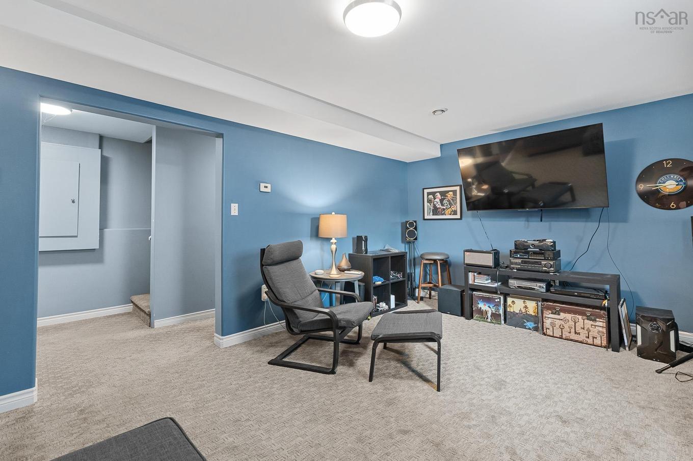 25 Aster Court, Halifax, NS - Indoor