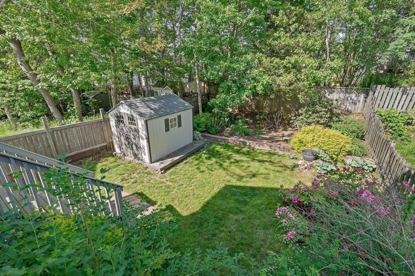 25 Aster Court, Halifax, NS - Outdoor