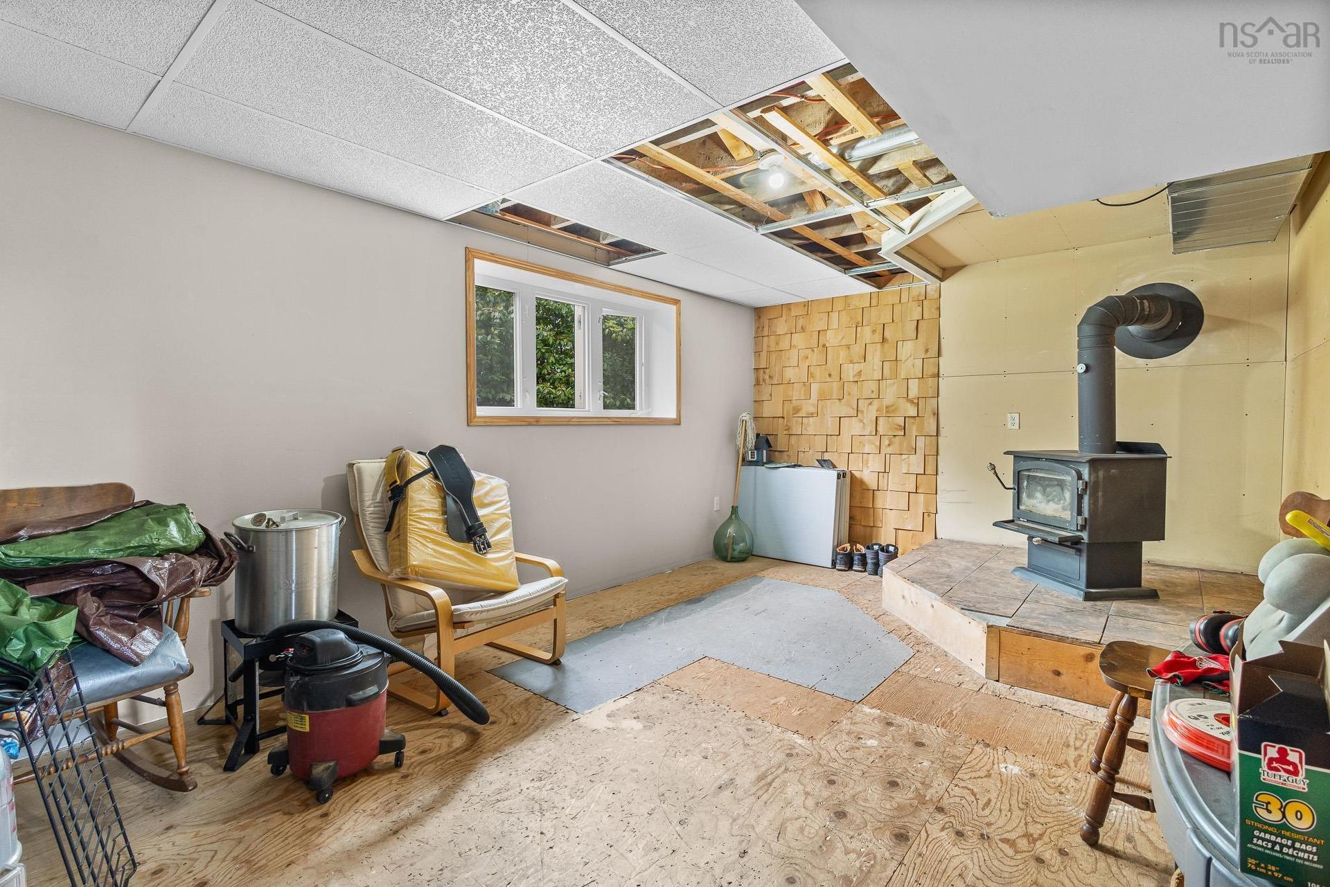 62 Murphys Road, Murphy Cove, NS - Indoor