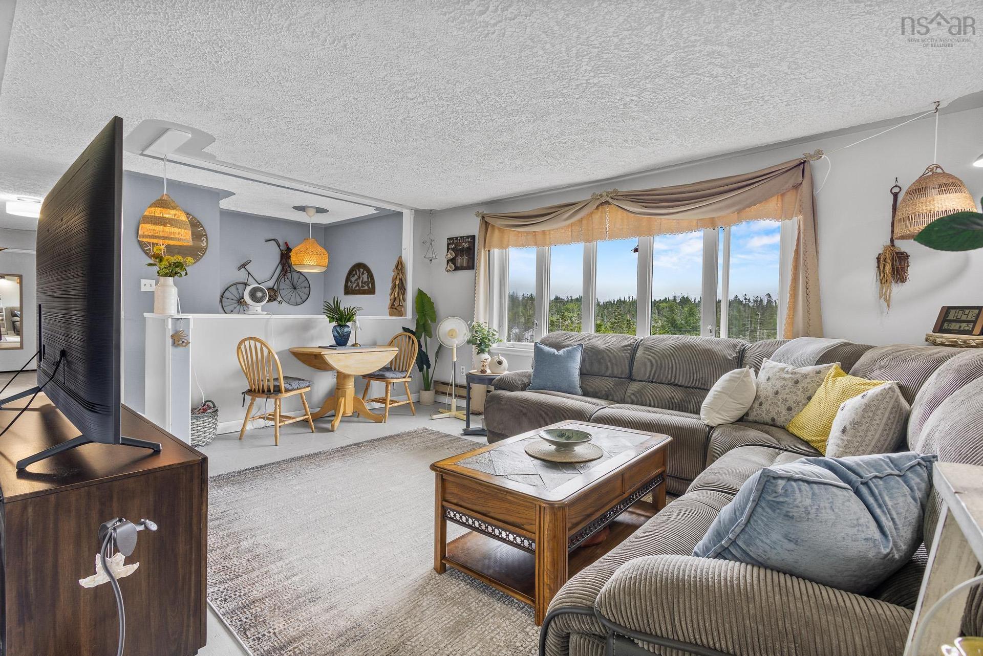 62 Murphys Road, Murphy Cove, NS - Indoor Photo Showing Living Room