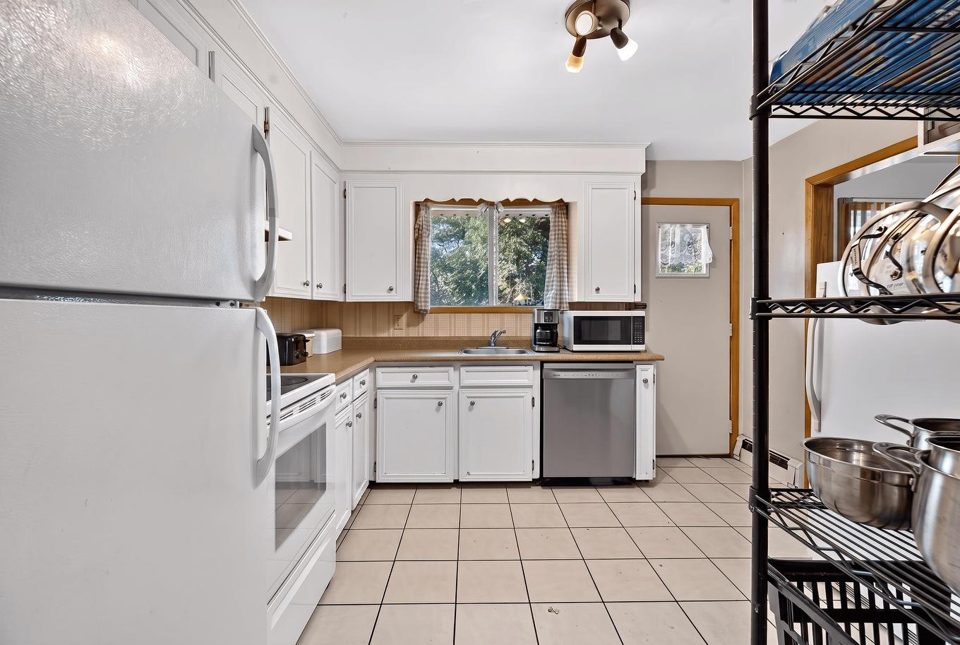 20 Apollo Court, Halifax, NS - Indoor Photo Showing Kitchen