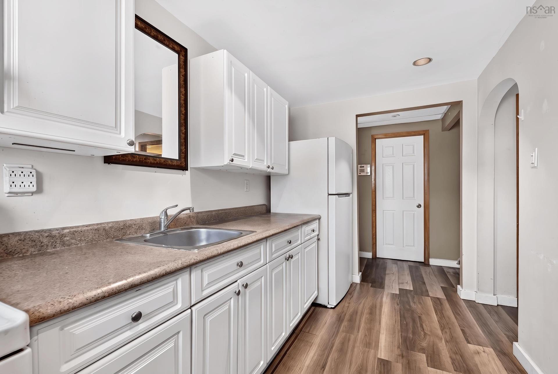 20 Apollo Court, Halifax, NS - Indoor Photo Showing Kitchen