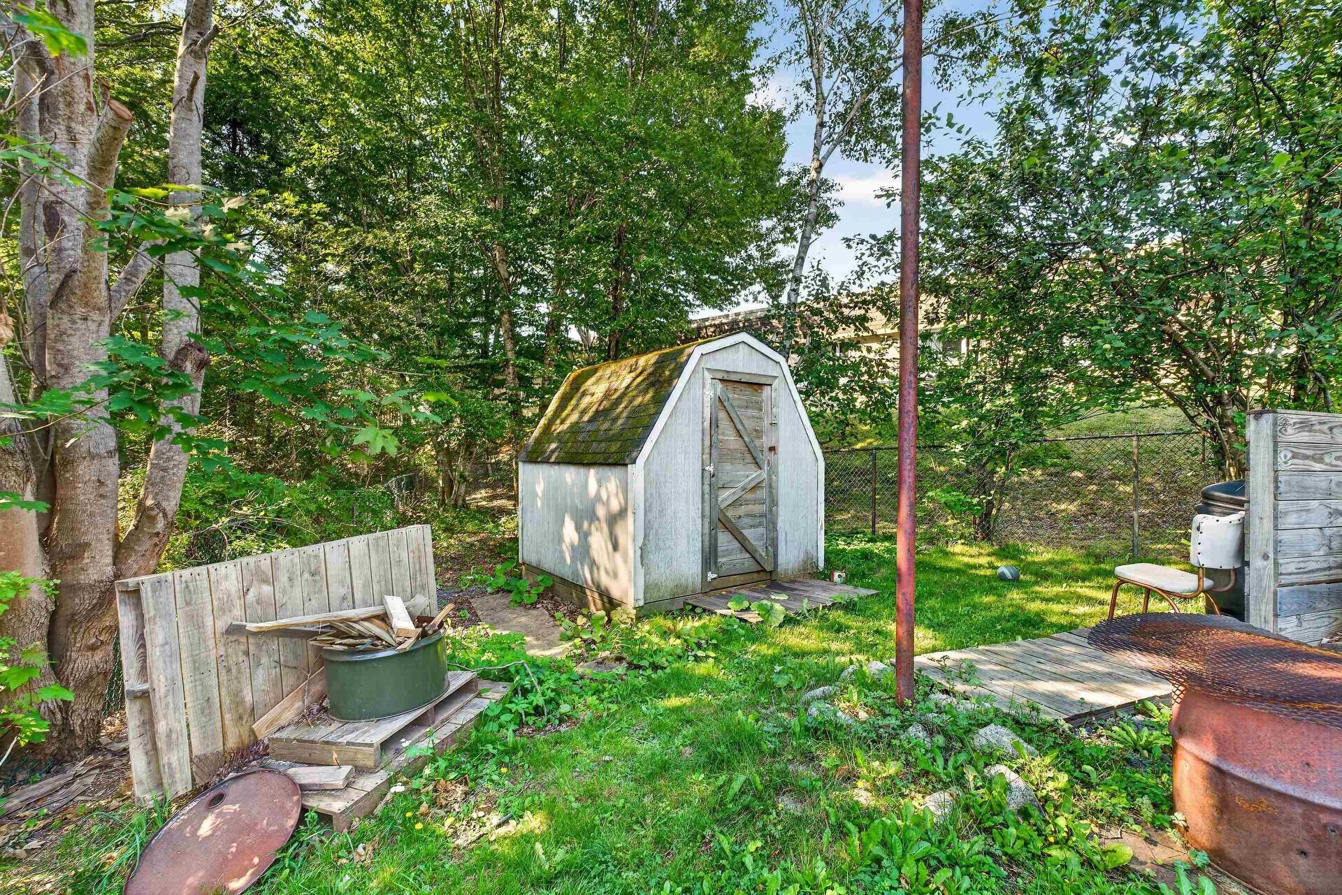 20 Apollo Court, Halifax, NS - Outdoor