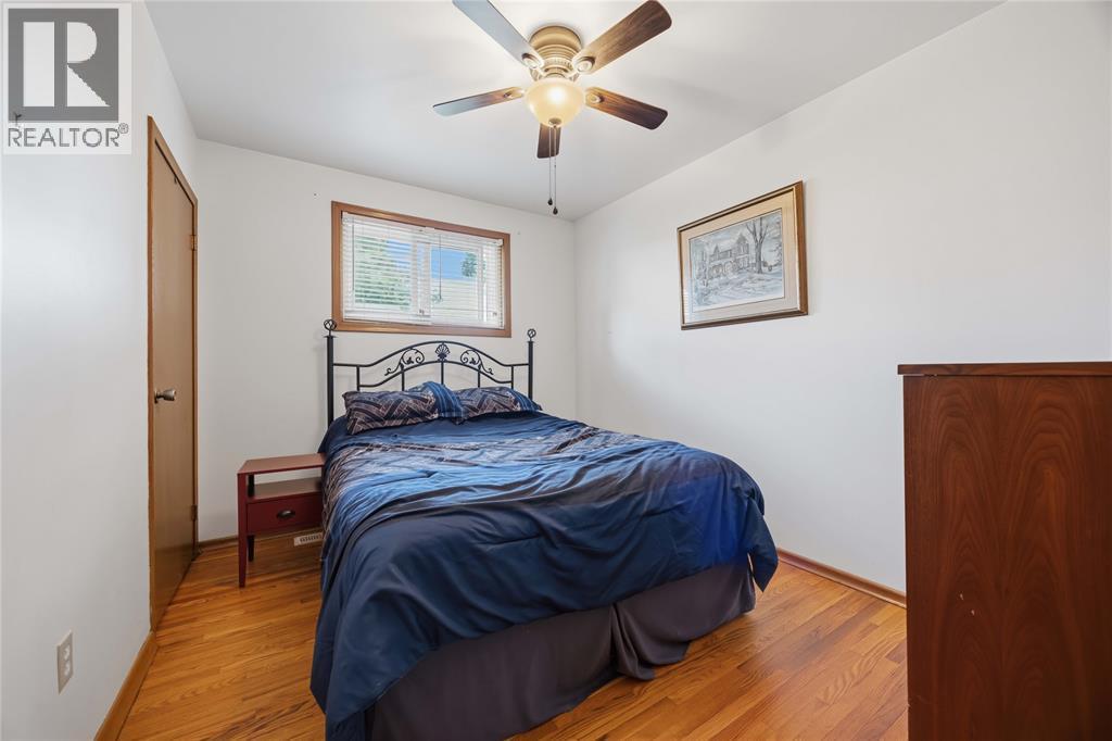 146 Westview Drive, St Clair, ON - Indoor Photo Showing Bedroom