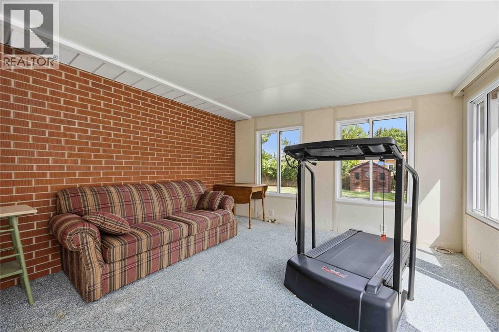 146 Westview Drive, St Clair, ON - Indoor