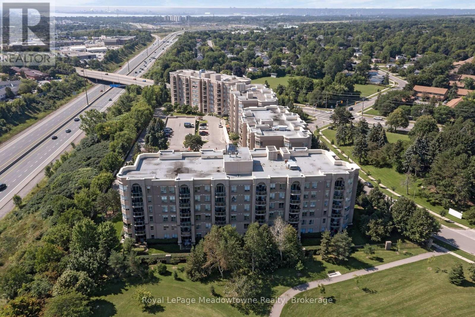 210 - 2075 Amherst Heights Drive, Burlington (Brant Hills), ON - Outdoor With View
