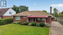 36 THIRD STREET Welland (Lincoln/Crowland), ON L3B 4W4