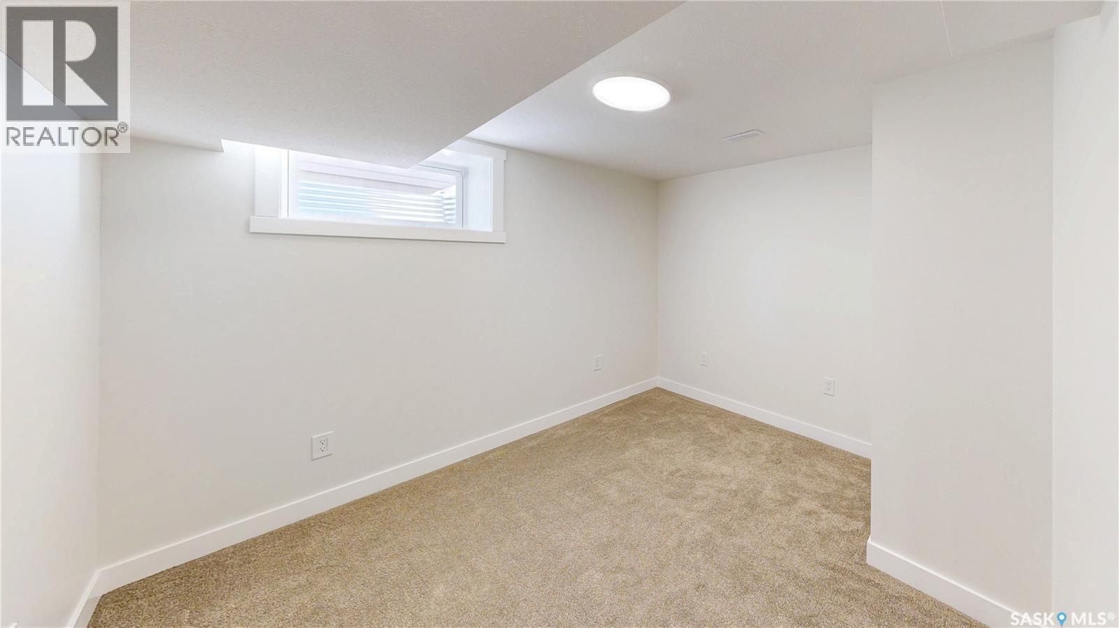 3022 Lacon Street, Regina, SK - Indoor Photo Showing Other Room