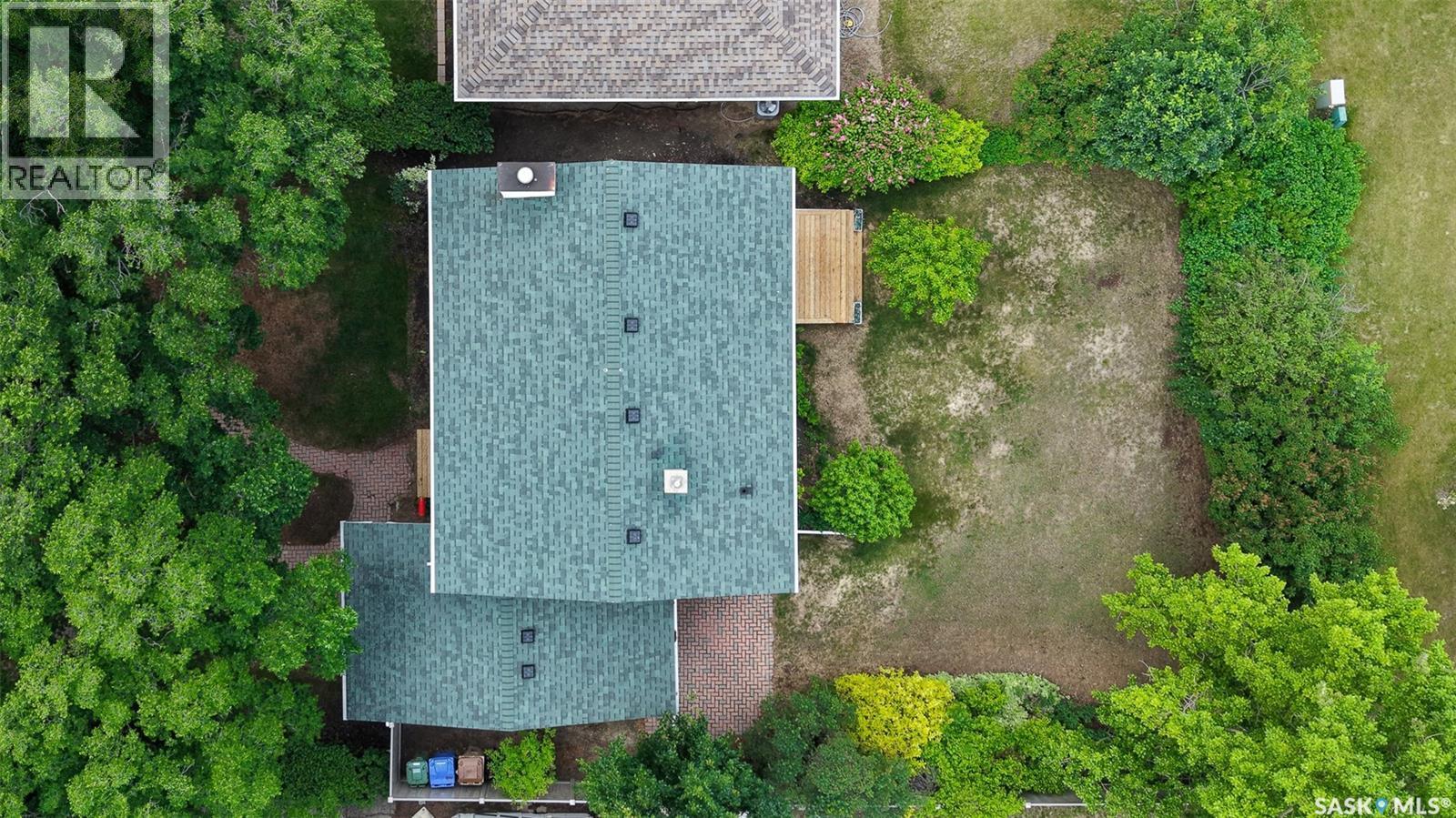 3022 Lacon Street, Regina, SK - Outdoor
