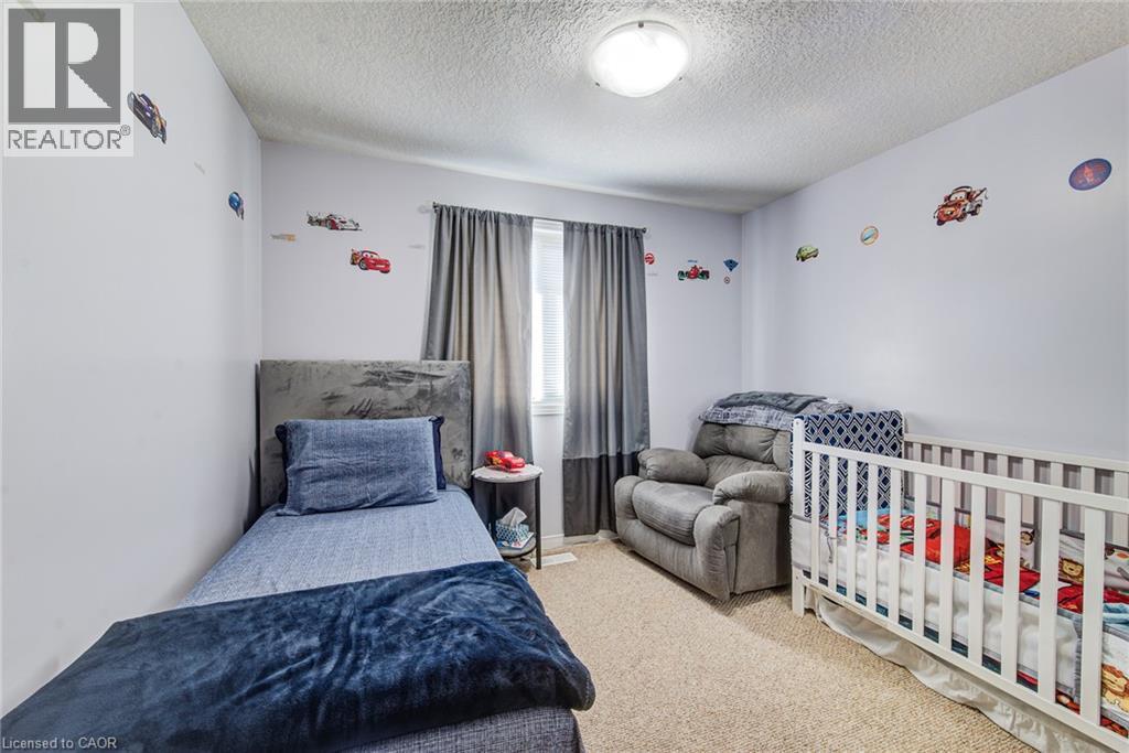 124 Udvari Crescent, Kitchener, ON - Indoor Photo Showing Bedroom