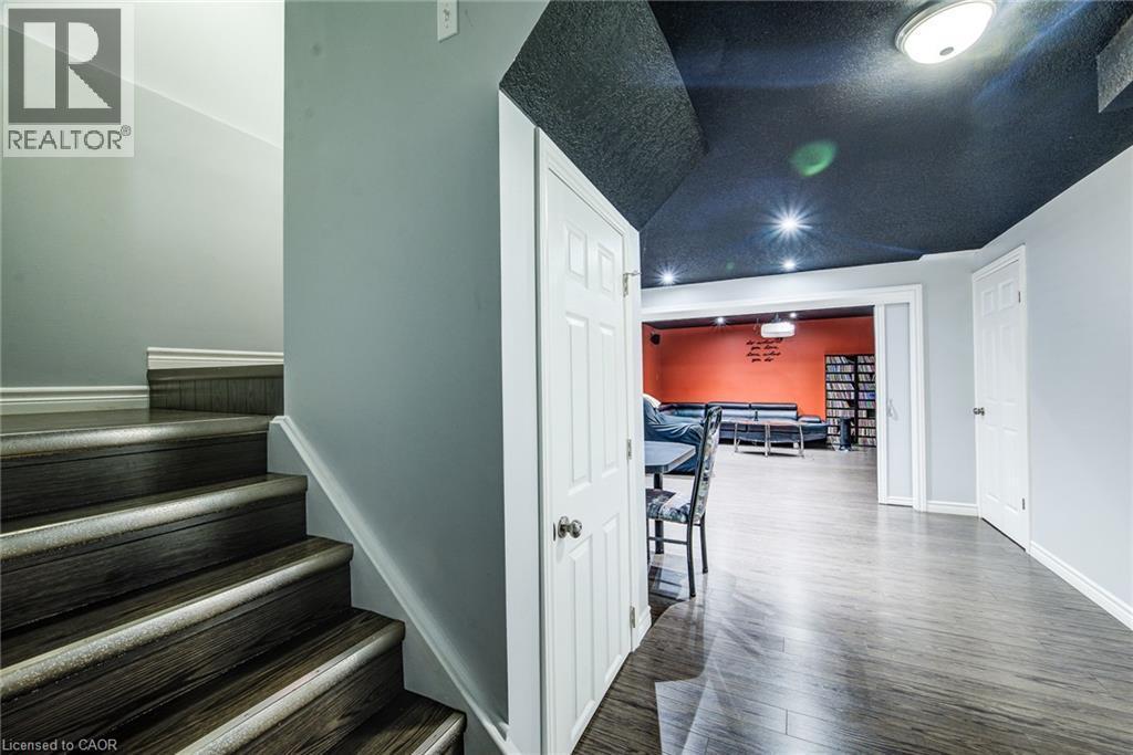 124 Udvari Crescent, Kitchener, ON - Indoor Photo Showing Other Room