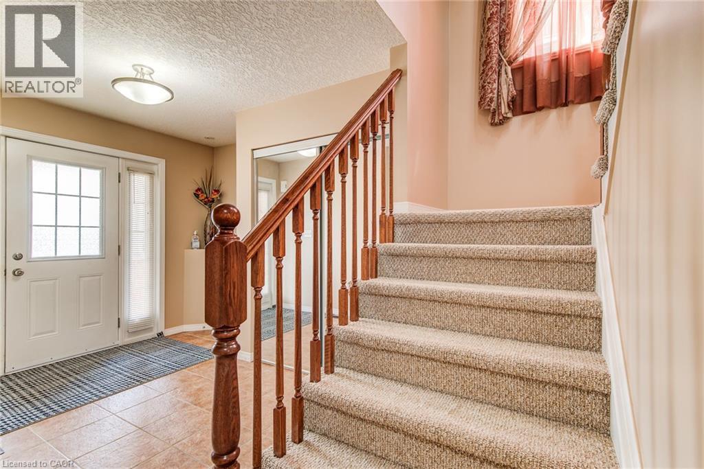 124 Udvari Crescent, Kitchener, ON - Indoor Photo Showing Other Room