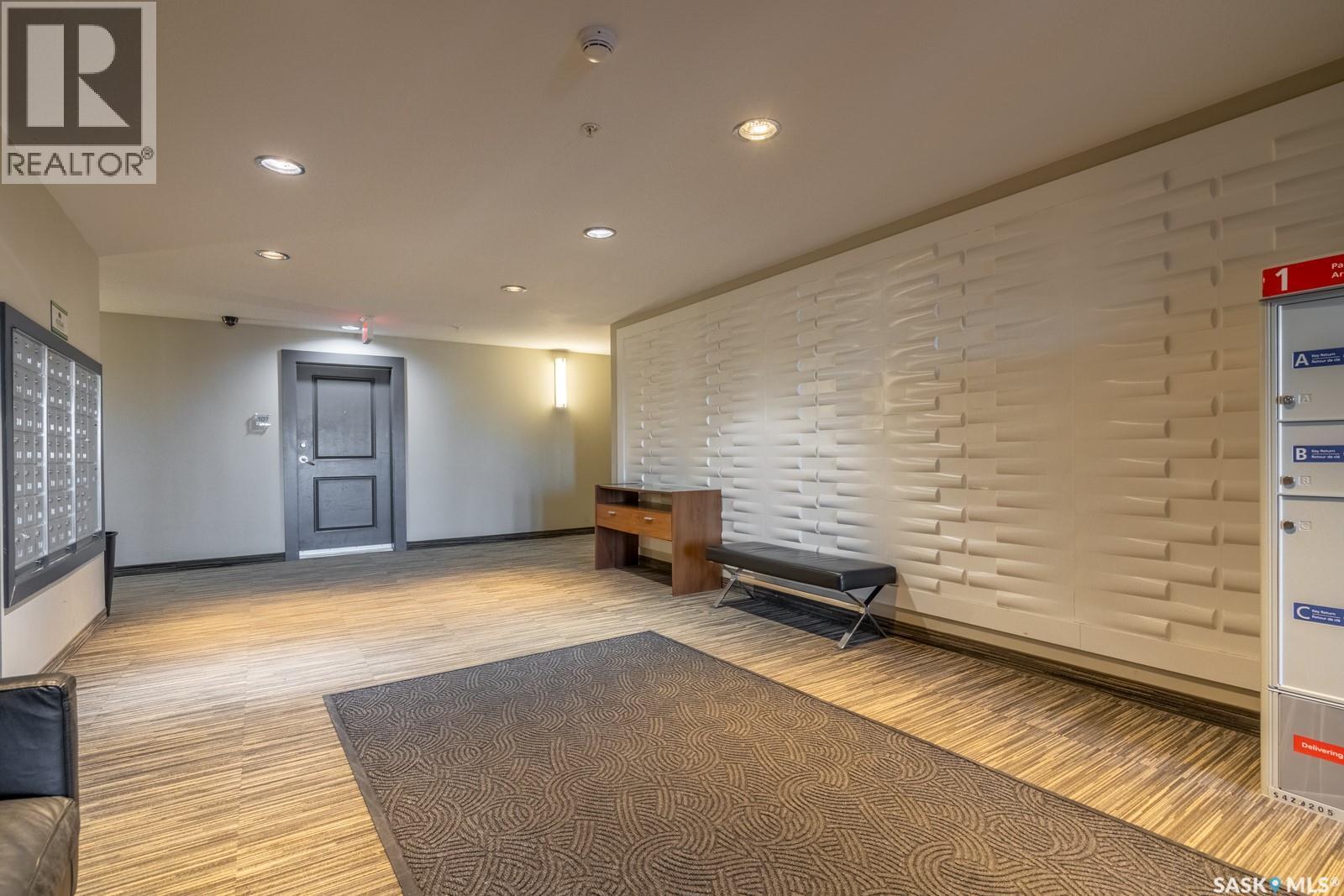 102 1610 Dakota Drive, Regina, SK - Indoor Photo Showing Other Room