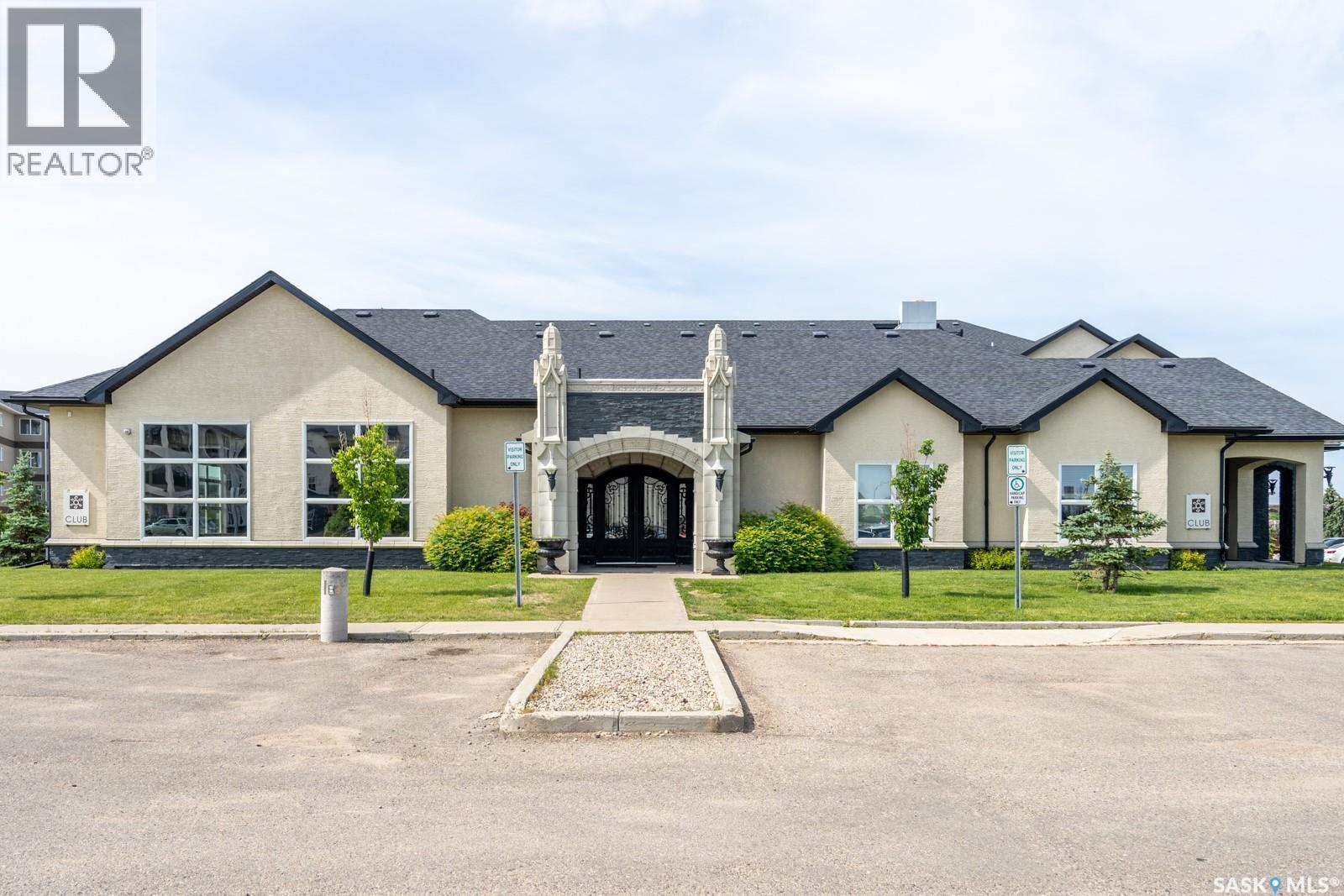 102 1610 Dakota Drive, Regina, SK - Outdoor With Facade