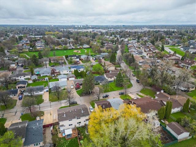 31 Werrell Cr, Winnipeg, MB - Outdoor With View